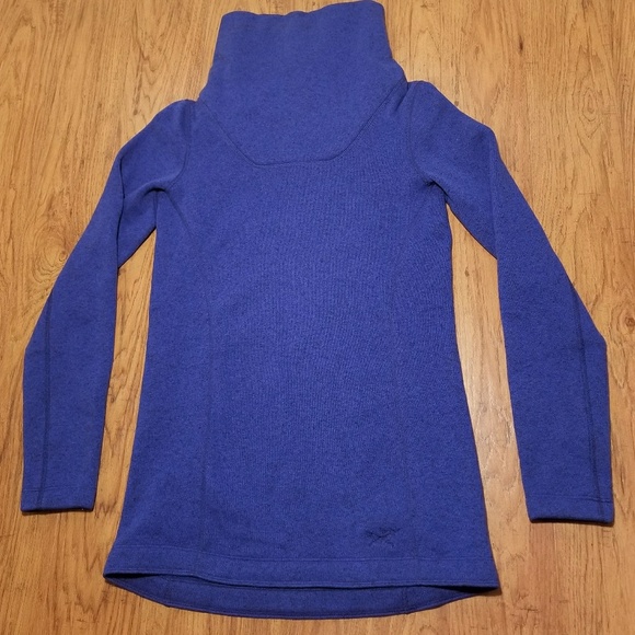Arc'teryx Sweaters - Arcteryx Desira Tunic Sweater